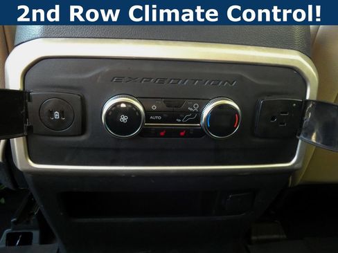 Used 2024 Ford Expedition Limited image 36