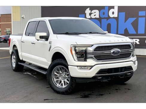 Used 2021 Ford F150 Limited image 2