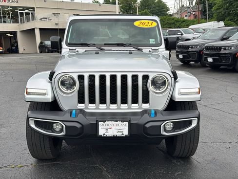 Certified 2023 Jeep Wrangler Unlimited Sahara w/ Cold Weather Group AWD/4WD image 2