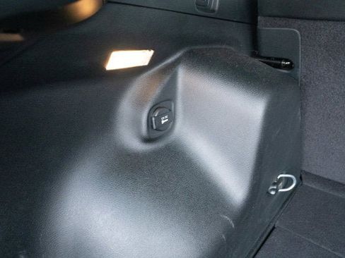 Certified 2023 Jeep Cherokee Altitude Lux w/ Lux Elite Package image 34