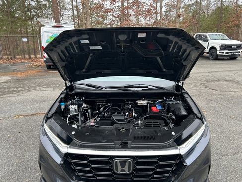 Used 2024 Honda CR-V EX-L image 11