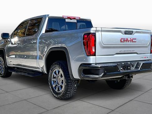 Used 2025 GMC Sierra 1500 AT4X image 11