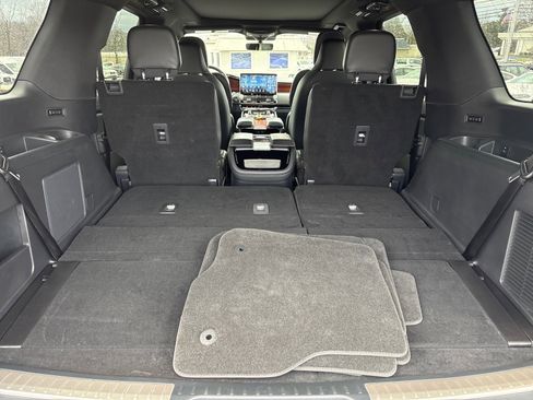 Used 2024 Lincoln Navigator Reserve image 20