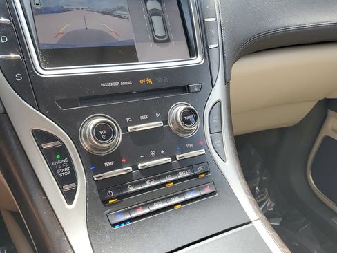 Used 2019 Lincoln Nautilus Reserve AWD/4WD image 29