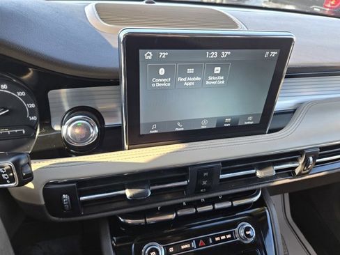 Used 2022 Lincoln Corsair AWD w/ Equipment Group 101A image 9