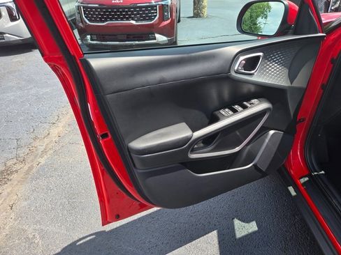 New 2025 Kia Soul LX image 21