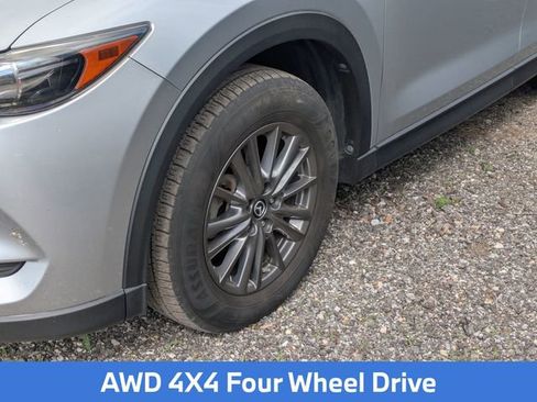 Used 2017 MAZDA CX-5 Touring image 8