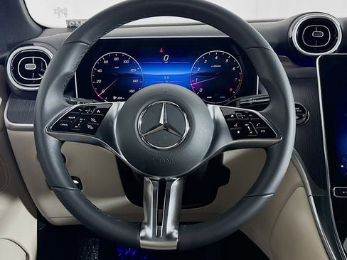 Certified 2026 Mercedes-Benz GLC 300 image 18