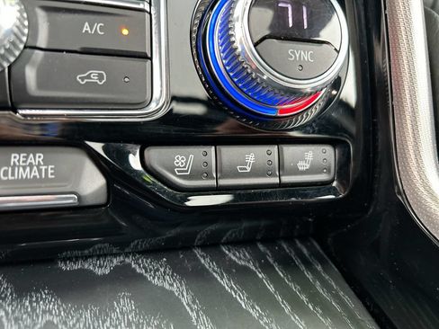Used 2022 GMC Yukon Denali AWD/4WD image 35