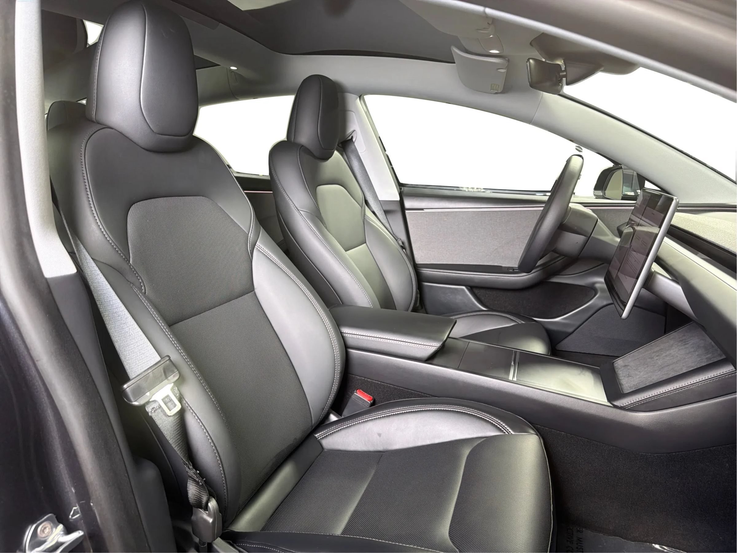 Used 2026 Tesla Model 3 RWD image 13