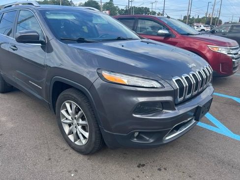 Used 2018 Jeep Cherokee Limited AWD/4WD image 1