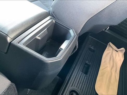 Used 2024 Toyota Tacoma SR image 12