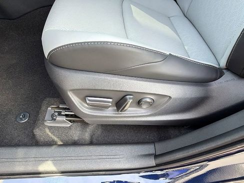 New 2026 Subaru Solterra Limited image 19