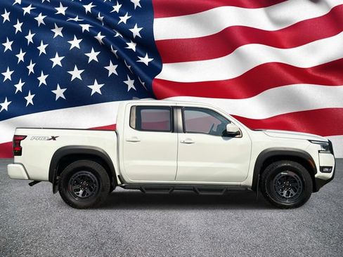 Used 2025 Nissan Frontier Pro-X RWD image 5