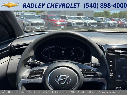 Used 2023 Hyundai Santa Cruz SEL w/ Cargo Package AWD/4WD image 6