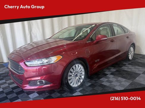 Used 2016 Ford Fusion Energi SE FWD image 1
