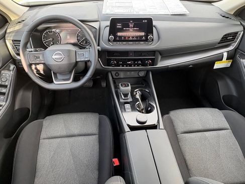 New 2026 Nissan Rogue SV image 10