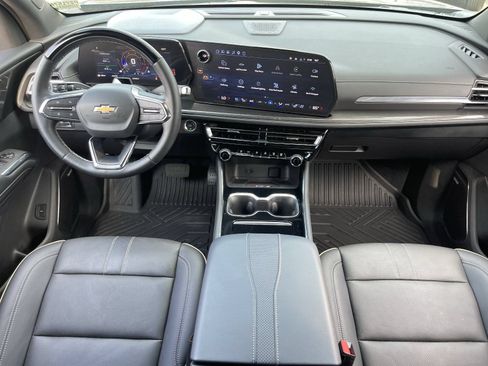Used 2026 Chevrolet Traverse High Country AWD/4WD image 18