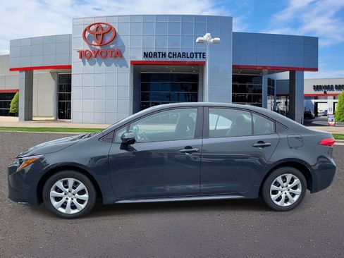 Used 2023 Toyota Corolla LE FWD image 7