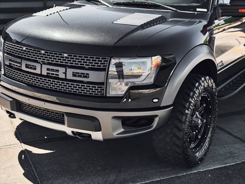 Used 2013 Ford F150 Raptor w/ Luxury Equipment Group AWD/4WD image 9