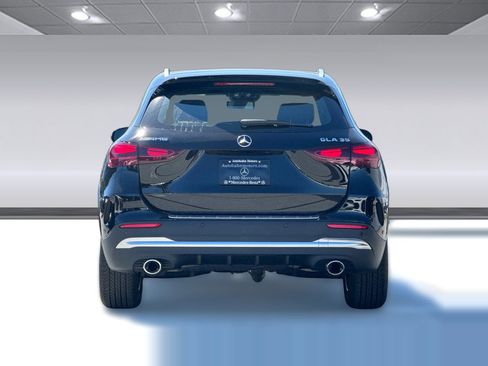 New 2026 Mercedes-Benz GLA 35 AMG 4MATIC image 9