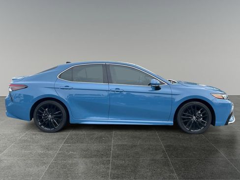 Used 2023 Toyota Camry XSE image 8