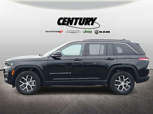 Used 2025 Jeep Grand Cherokee Limited AWD/4WD image 7