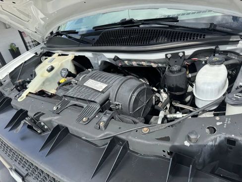 Used 2007 Chevrolet Express 3500 RWD image 11