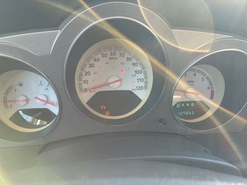 Used 2009 Dodge Avenger SXT image 15