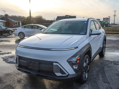 Used 2024 Hyundai Kona SEL w/ Convenience Package image 5