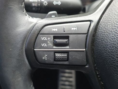 Used 2025 Honda Accord Sport image 16