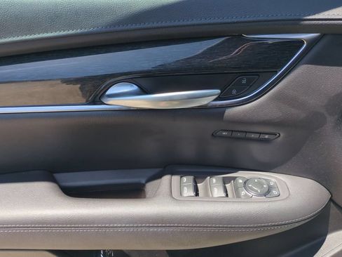 Used 2022 Cadillac XT5 Premium Luxury AWD/4WD image 25