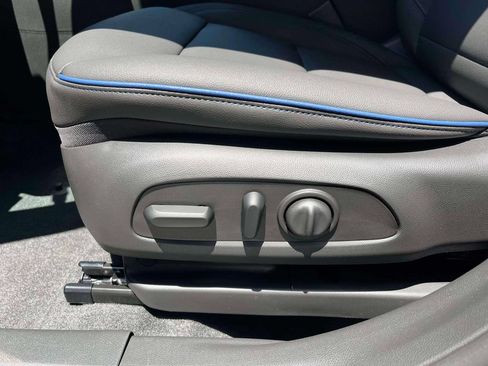 New 2026 Buick Envista Sport Touring w/ Convenience I Package FWD image 24