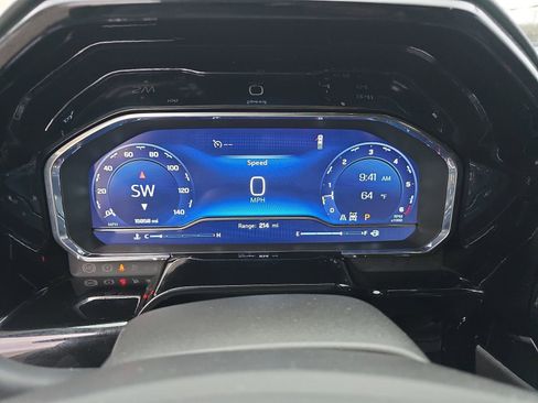 Used 2024 Chevrolet Silverado 1500 LT Trail Boss w/ Convenience Package II image 24