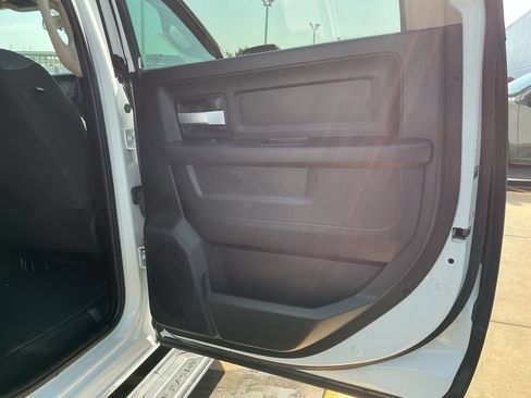 Used 2019 RAM 2500 Tradesman AWD/4WD image 28
