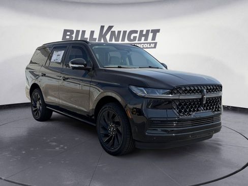 New 2026 Lincoln Navigator Reserve w/ Jet Appearance Package AWD/4WD image 7