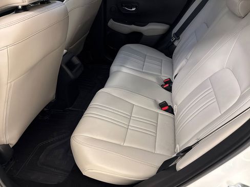 Certified 2025 Honda HR-V EX-L image 17