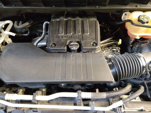 Used 2022 Chevrolet Silverado 1500 Custom image 30