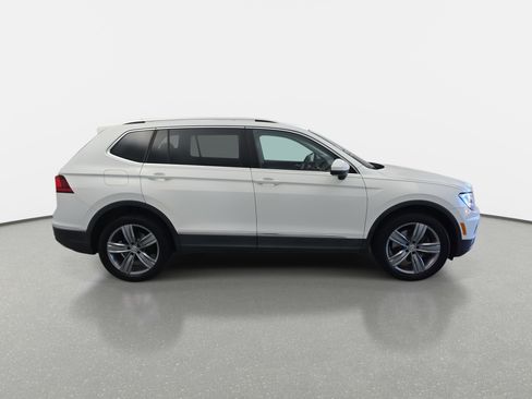 Used 2020 Volkswagen Tiguan SEL w/ 3rd Row Seat Package image 2