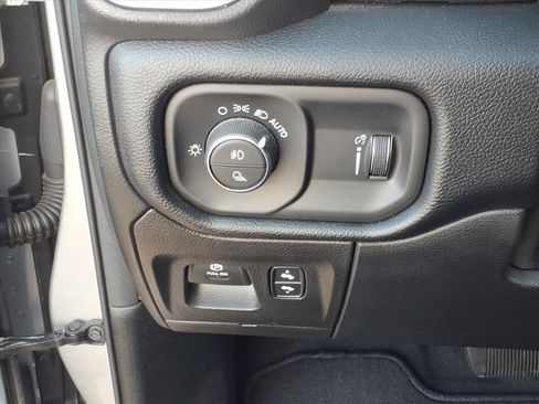 Used 2021 RAM 1500 Big Horn image 19