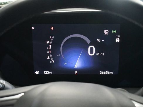 Used 2025 Buick Encore GX Preferred FWD image 33