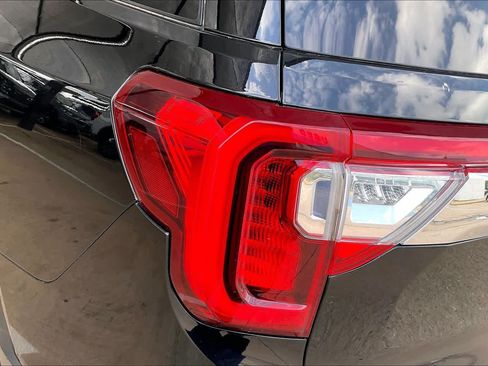 Used 2020 GMC Acadia SLE FWD image 26