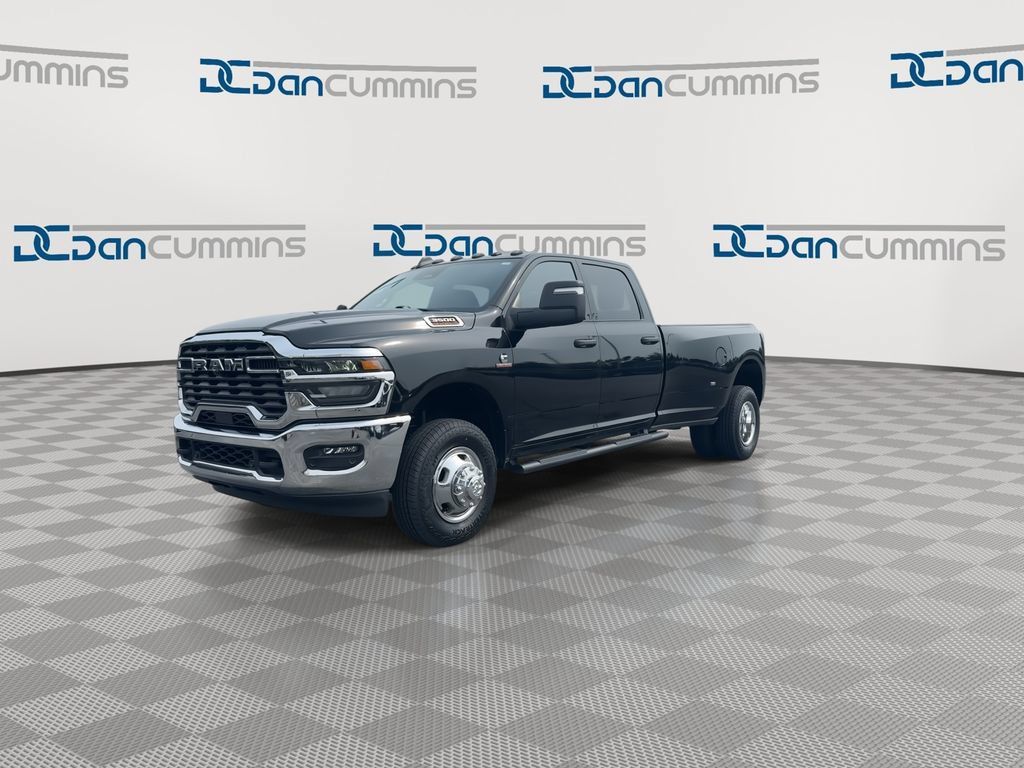 Used 2026 RAM 3500 Tradesman AWD/4WD image 4