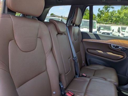 Used 2023 Volvo XC90 T8 Plus AWD/4WD image 22