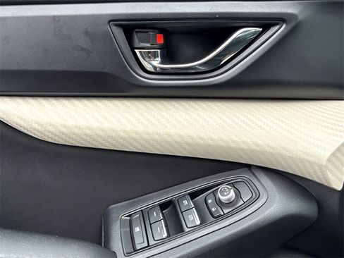 Used 2021 Subaru Ascent Premium w/ Convenience Package image 19