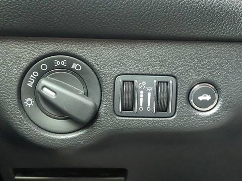 Certified 2023 Dodge Challenger R/T RWD image 26