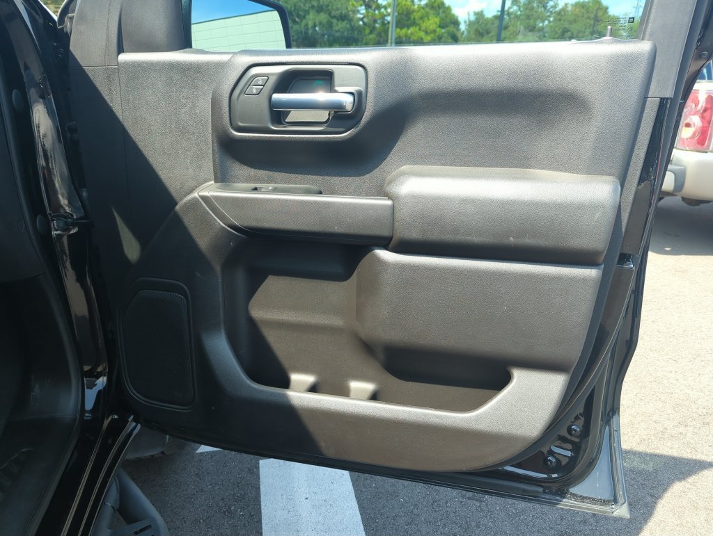 Used 2023 Chevrolet Silverado 1500 Custom Trail Boss w/ LPO, Dark Essentials Package AWD/4WD image 30
