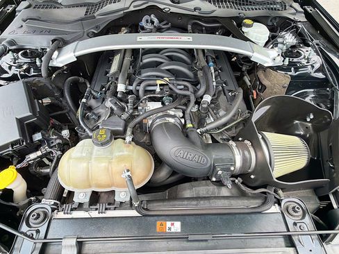Used 2017 Ford Mustang Shelby GT350 w/ Electronics Package RWD image 31