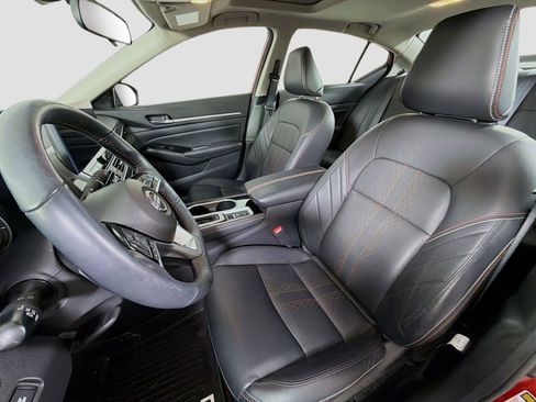 Used 2024 Nissan Altima 2.0 SR image 12