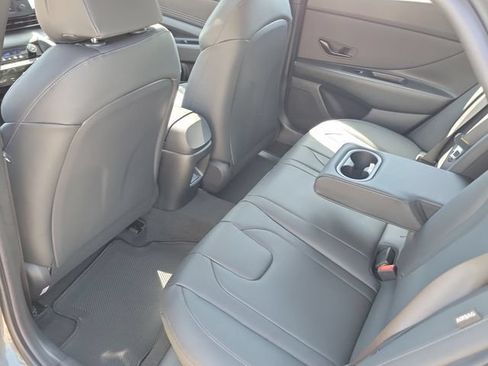 New 2026 Hyundai Elantra SEL Sport FWD image 25